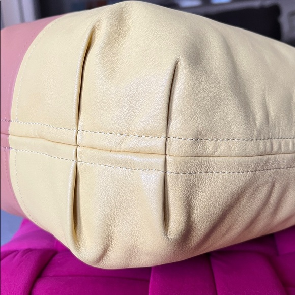 Coach Bea Tote-EUC - Picture 11 of 15